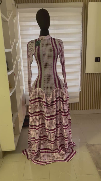 Lily mesh dress (in purple and white)